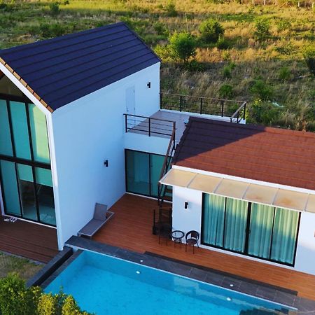 แอนเดส พูลวิลลา เขาใหญ่ Andes Pool Villa Khaoyai Wangkata Eksteriør billede